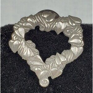 Vintage Signed LCD Pewter Heart Ivy Pin